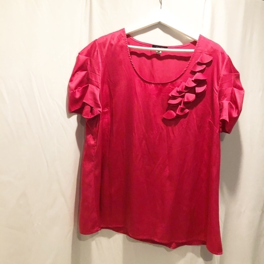 Vanity Ruffle Magenta Top
